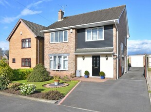 4 bedroom detached house for sale in Kennedy Road, Trentham, Stoke-on-Trent, ST4
