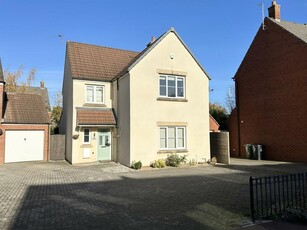 4 bedroom detached house for sale in Kimberland Way, Abbeymead, Gloucester, GL4