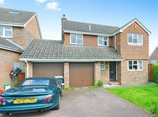 4 Bedroom Detached House For Sale In Winchester