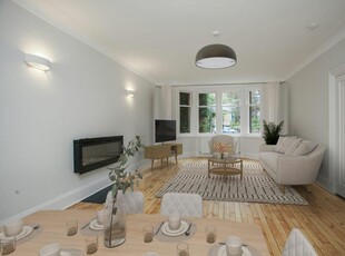 4 bedroom flat for sale in 7 West Mains Road, Blackford, Edinburgh, EH9 3BQ, EH9