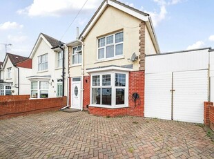 4 bedroom semi-detached house for sale in Claremont Road, Regents Park, Southampton, Hampshire, SO15
