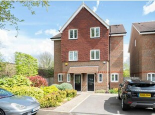 4 Bedroom Semi-detached House For Sale In Esher