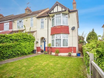 4 Bedroom Semi-detached House For Sale In Gillingham