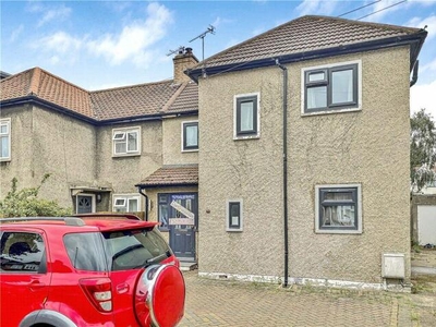 4 Bedroom Semi-detached House For Sale In Whitton, Hounslow