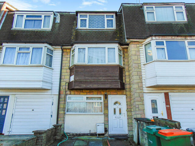 4 Bedroom Terraced House For Sale In Canning Town, London