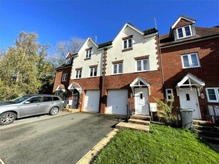 4 Bedroom Town House For Sale In Kenilworth