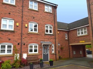 4 Bedroom Town House For Sale In Westhoughton