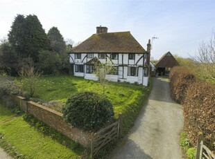 5 bedroom detached house for sale in Key Cottage, South Street, Boughton, ME13