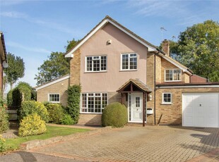 5 bedroom detached house for sale in Pepingstraw Close, Offham, West Malling, Kent, ME19
