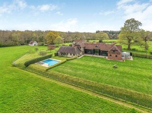 5 Bedroom Detached House For Sale In Petworth, West Sussex