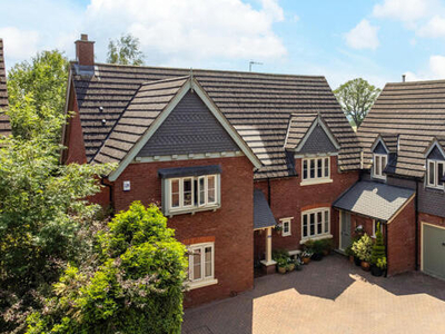 5 Bedroom Detached House For Sale In Worcestershire