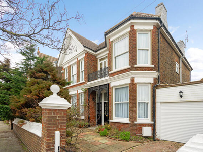 6 Bedroom Detached House For Sale In Brighton