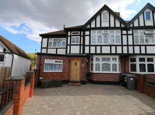 7 Bedroom Semi-detached House For Sale In Kenton, Harrow