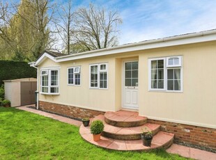 Bungalow for sale in Roecliffe Park, Roecliffe, York, North Yorkshire YO51