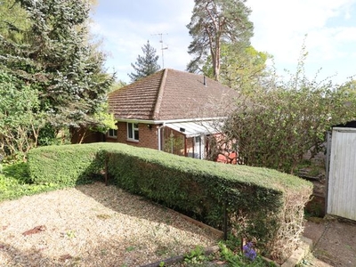 Bungalow to rent in Western Road, Chandlers Ford SO53