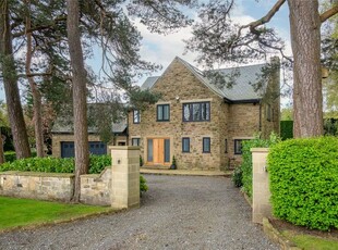 Country house for sale in Bracken Park, Scarcroft LS14