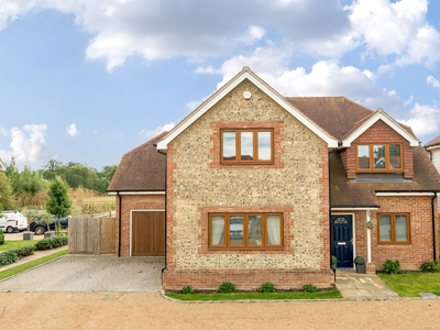 Detached House for sale - Fishers Wood Grove, Bromley, BR2