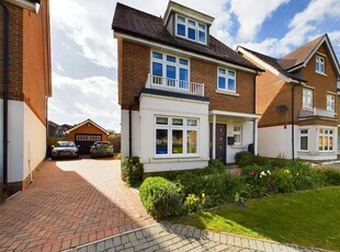 Detached house for sale in Tutor Crescent, Earley, Reading, Berkshire RG6