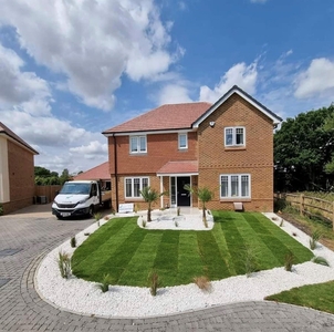 Detached House for sale - Mallory Park Mead, TN8