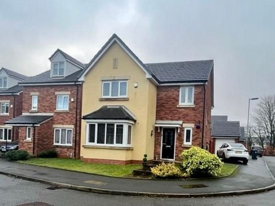 Detached house to rent in Bloomsbury Crescent, Bolton BL1