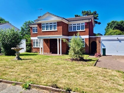 Detached house to rent in Chalfont Drive, Hove BN3