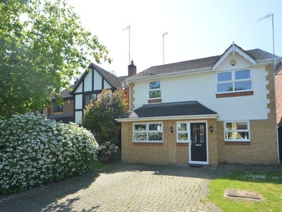 Detached house to rent in Connaught Drive, Weybridge KT13