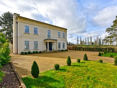 Detached house to rent in Drift Road, Winkfield, Windsor, Berkshire SL4