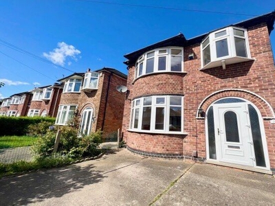 Detached house to rent in Hambledon Drive, Nottingham NG8