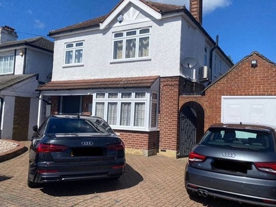Detached house to rent in Kenilworth Road, Ashford, Surrey TW15