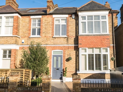 End Of Terrace House for sale - Manor Lane, Hither Green, SE13
