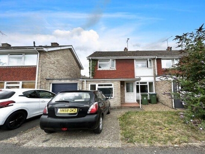 End terrace house to rent in Beacon Way, Southampton SO31