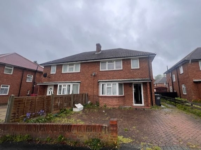 End terrace house to rent in Cherry Avenue, Langley, Slough SL3