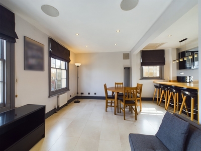 Flat for sale - Camberwell New Road, London, SE5