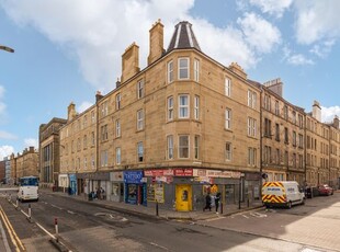 Flat for sale in 1 (2F1), Yeaman Place, Edinburgh EH11