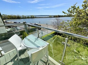 Flat for sale in 68 Twemlow Avenue, Poole BH14