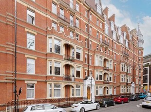 Flat for sale in Iverna Court, London W8