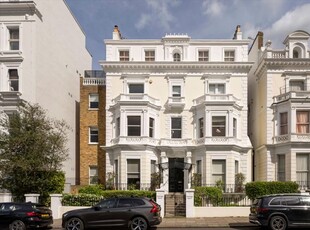 Flat for sale in Pembridge Square, Notting Hill, Bayswater, London W2