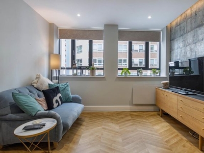 Flat to rent in Beaufort House, 94-96 Newhall Street B3