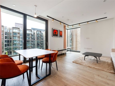Flat to rent in Bollinder Place, London EC1V