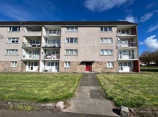 Flat to rent in Canal Terrace, Paisley PA1