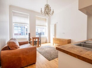 Flat to rent in Causewayside, Edinburgh EH9