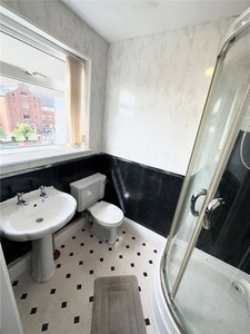 Flat to rent in Corporation Road, Middlesbrough, North Yorkshire TS1