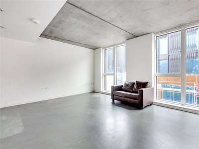 Flat to rent in Cosmopolitan House, 8 Christina Street EC2A