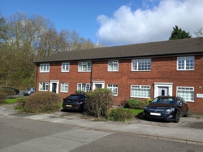Flat to rent in Curate Court, Stockport SK1