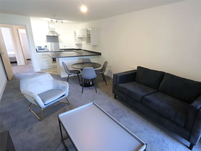 Flat to rent in Denmark Road, Manchester M15