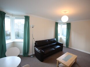 Flat to rent in Ferryhill Gardens, Ferryhill, Aberdeen AB11