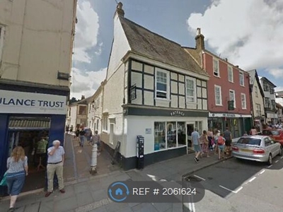 Flat to rent in Fore Street, Totnes TQ9