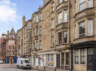 Flat to rent in Gilmore Place, Edinburgh EH3