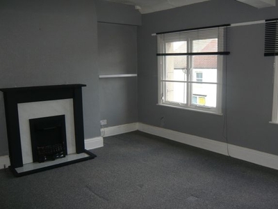 Flat to rent in Hall Gate, Doncaster DN1