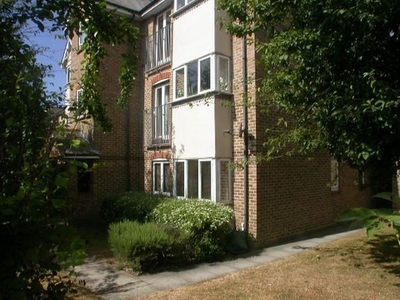 Flat to rent in Hallcroft Chase, Highwoods, Colchester CO4